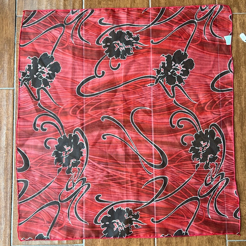 Red and Black Floral Scarf - Picture 6 of 8